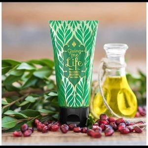 Perfectly Posh - Giving Me Life Face Mask